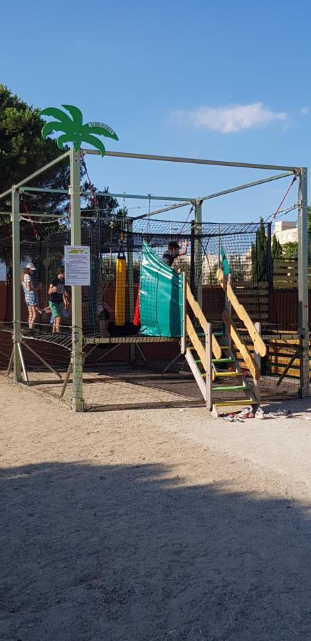 Les Mobilhomes Helvetiques 4 Etoiles Mar Estang Canet En Roussillon Eksteriør billede